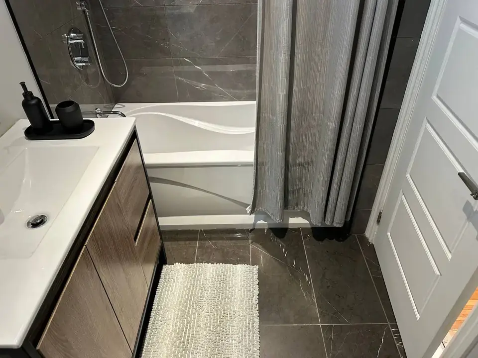 Bathroom & Power Room — Project 10 — photo 1