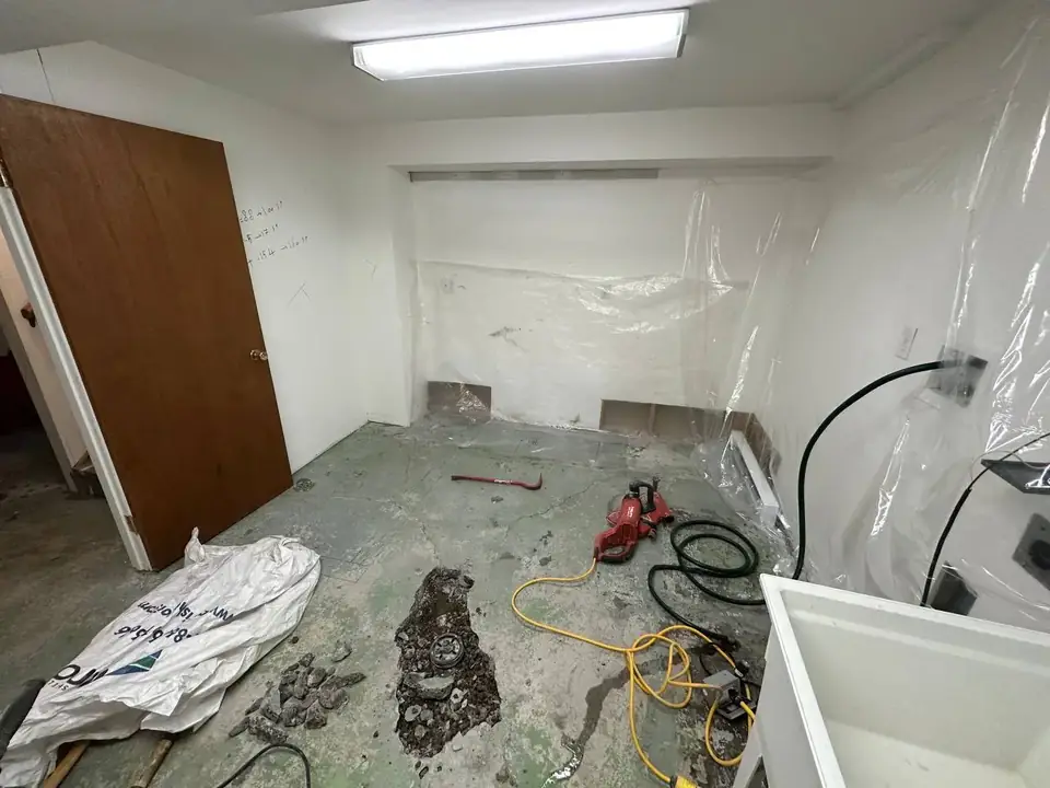 Bathroom & Power Room — Project 8 — photo 1