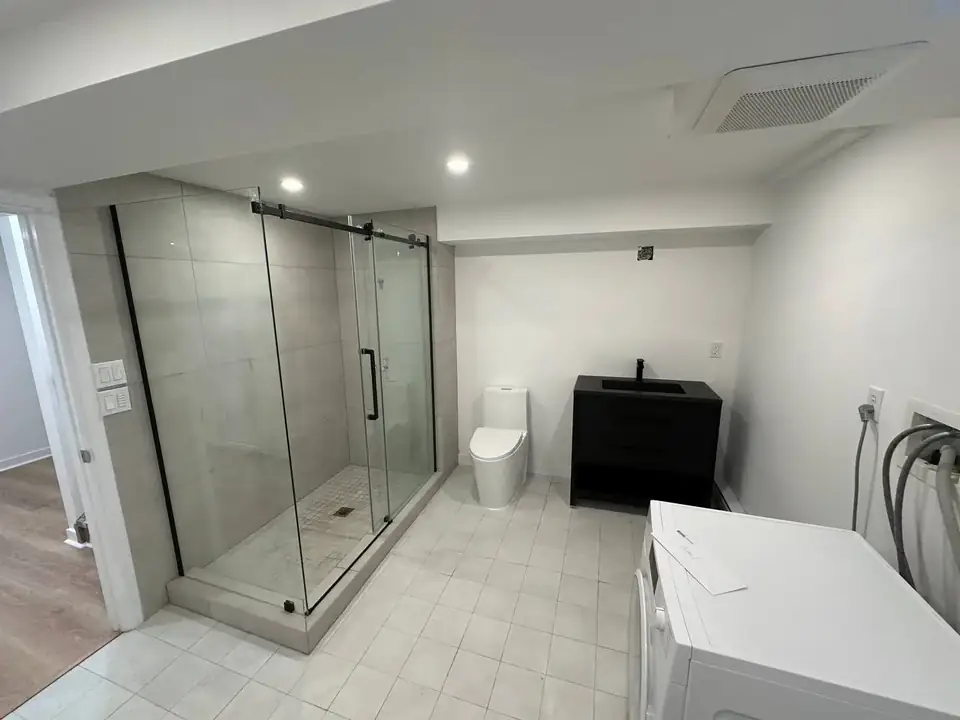 Bathroom & Power Room — Project 8 — photo 7