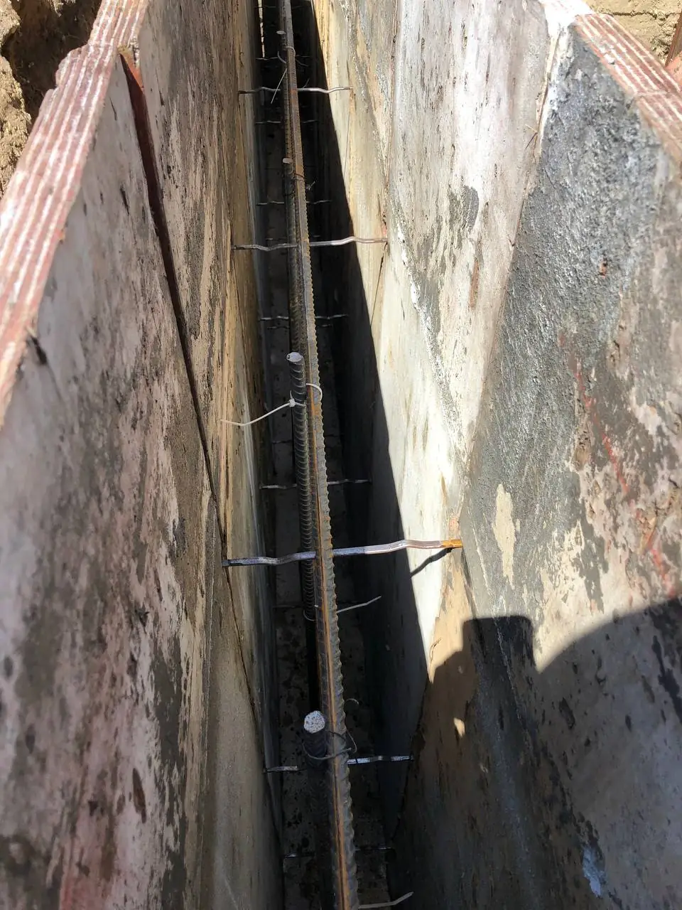 Foundation Wall — photo 1
